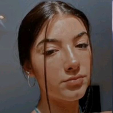 Profile Picture of ❄︎𝚌𝚑𝚊𝚛𝚕𝚒❄︎ (@nwchar) on Tiktok