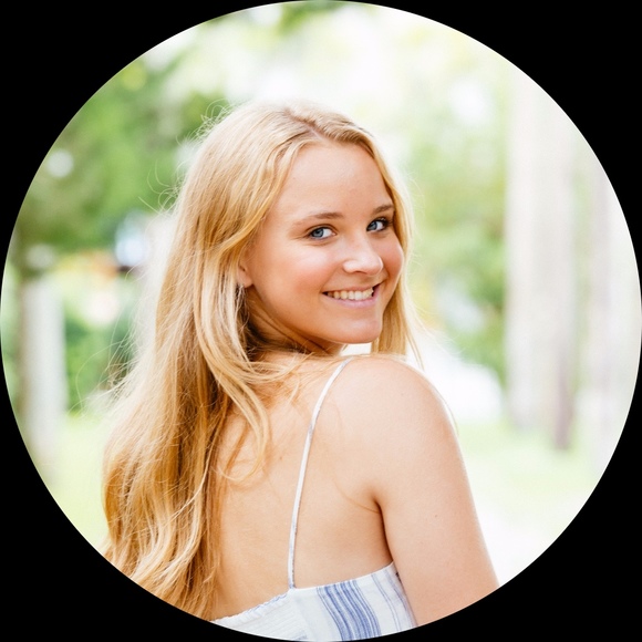 Profile Picture of Alden Gulliford (@agulliford) on Poshmark