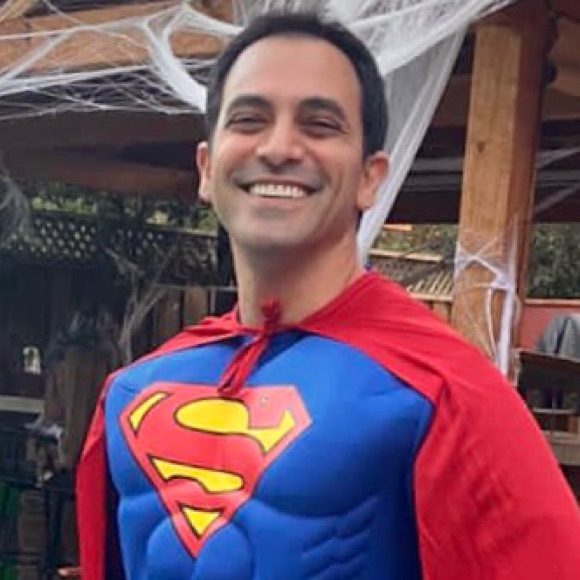 Profile Picture of Peter Urso (@peter_urso) on Poshmark