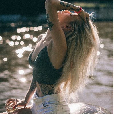 Profile Picture of Best Toys Seller-Mandy (@Acvioo_Sophia) on Twitter