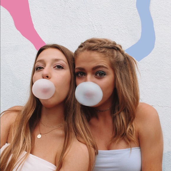 Profile Picture of Alexandra Chase (@alexandrachase_) on Poshmark