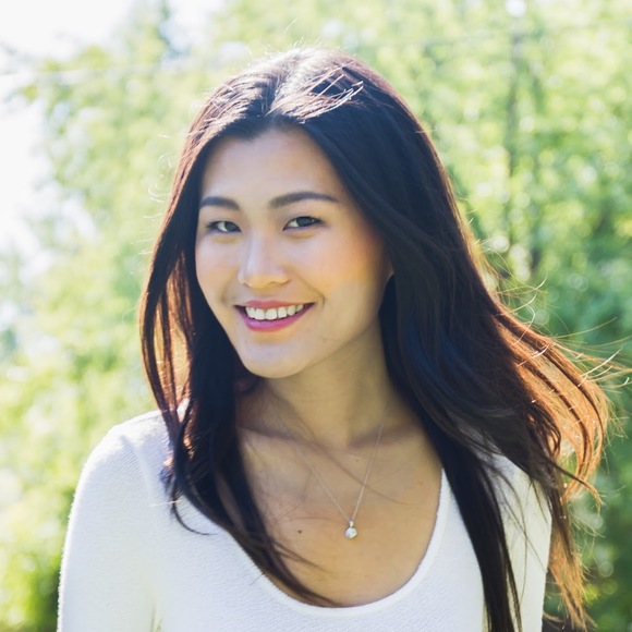 Profile Picture of Wendy Yang (@w_yang) on Poshmark