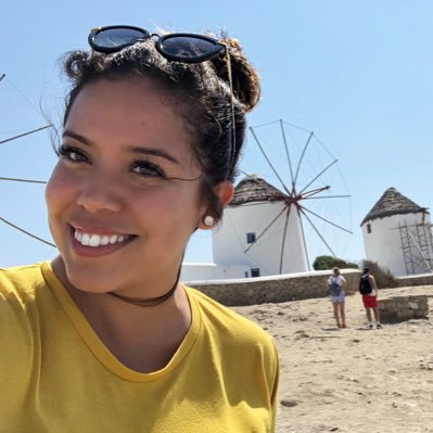 Profile Picture of Andrea C. Vasquez (@andycvee) on Twitter