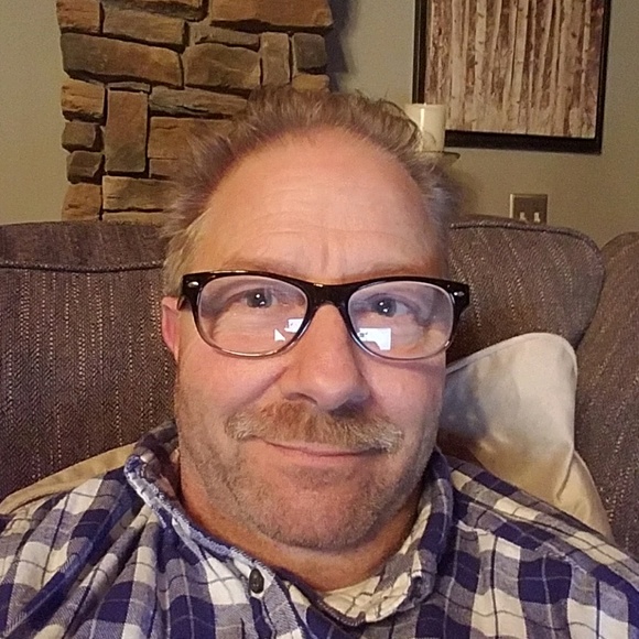 Profile Picture of Mark Gregory (@markgreg56) on Poshmark