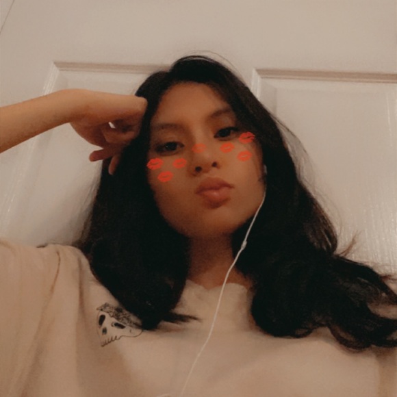 Nora Boukerche - Poshmark Profile Picture of Nora Boukerche (@noraboukerche) on Poshmark