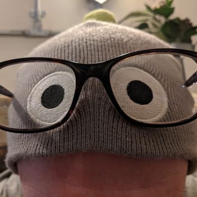 Profile Picture of Paul Quinn (@JohnnyHawkwind) on Twitter