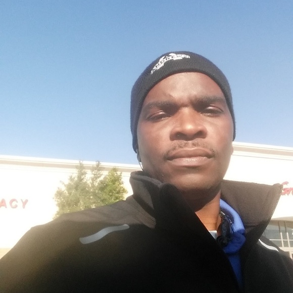 Profile Picture of Reginald Allen (@reggietown5) on Poshmark