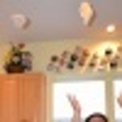 Profile Picture of Alex Tron (@swagotron) on Twitter