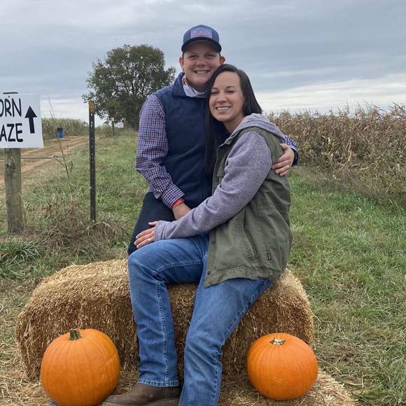 Profile Picture of Mia Adams (@mia9012) on Poshmark