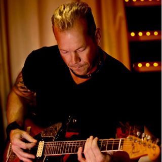 Profile Picture of Randy Monk (@Rocksinger2007) on Facebook