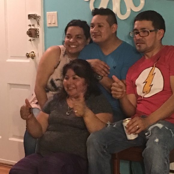 Profile Picture of Norma Matos (@moe620) on Poshmark