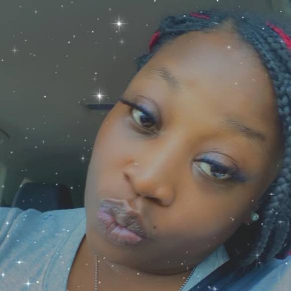 Profile Picture of Markeisha Ayers (@hotlady2191) on Poshmark