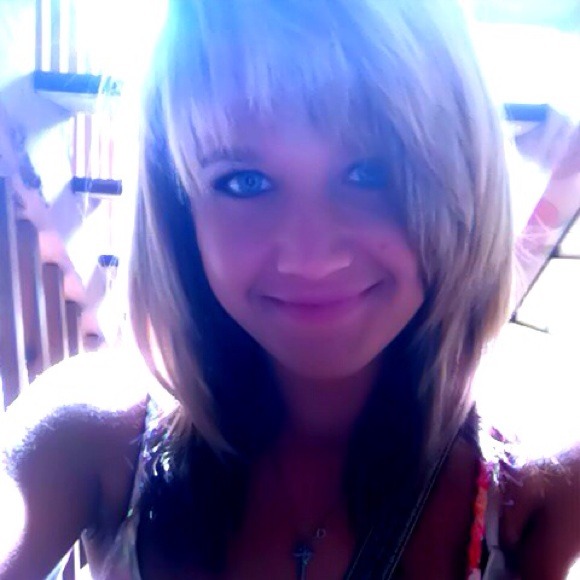 Profile Picture of Audre Lessman (@audre23) on Poshmark