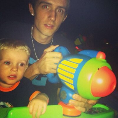 Profile Picture of Bobby McCrary (@bob_ster33) on Twitter
