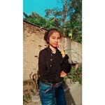 Profile Picture of • M B U L 🌻 (@dararenisaaay_) on Instagram