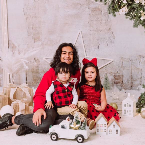 Profile Picture of Lucelia Azevedo (@laceylu03) on Poshmark