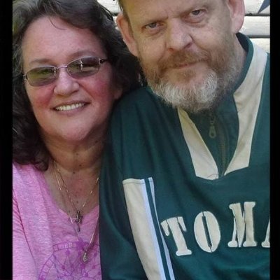 Profile Picture of Lynn Larsen (@LynnLar70032910) on Twitter