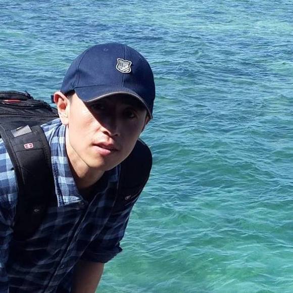 Profile Picture of Jian Li (@hapmlpy) on Poshmark