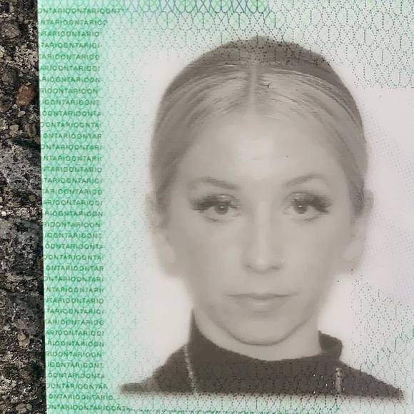 Profile Picture of Emily Quinn (@maxedvisa) on Poshmark