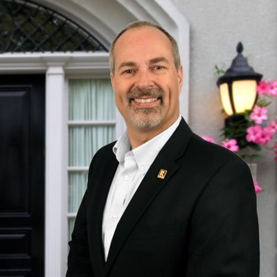 Profile Picture of James Allman, Broker (@CallJames_ca) on Twitter