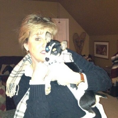 Profile Picture of Rebecca Fendlason (@AhsRebecca) on Twitter