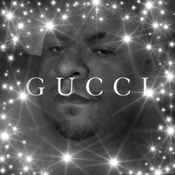 Profile Picture of Tiny Bugni (@bugniz25) on Poshmark