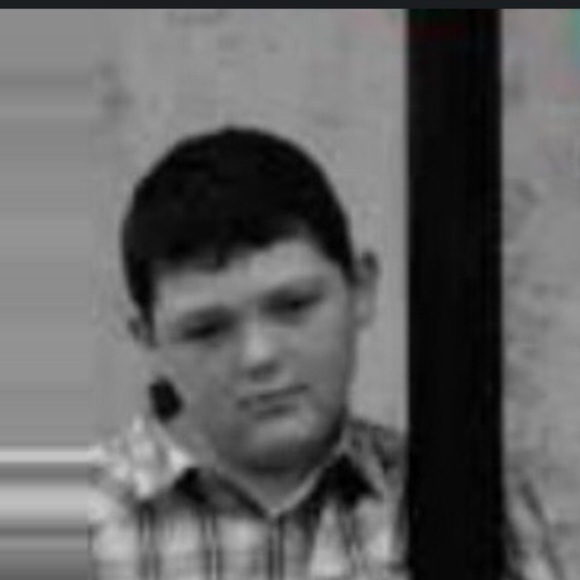 Profile Picture of Tanner Binyon (@tbinyon79) on Poshmark