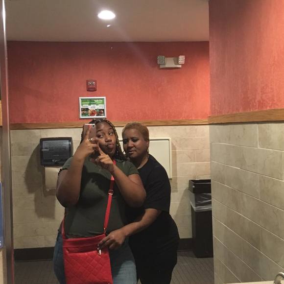 Profile Picture of Tonya Whitehead (@1whitehead) on Poshmark