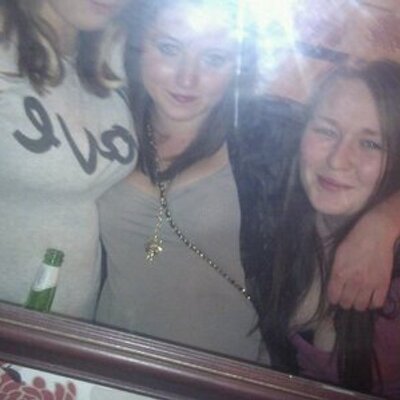 Profile Picture of Hayley Crossland (@hayleyg89) on Twitter