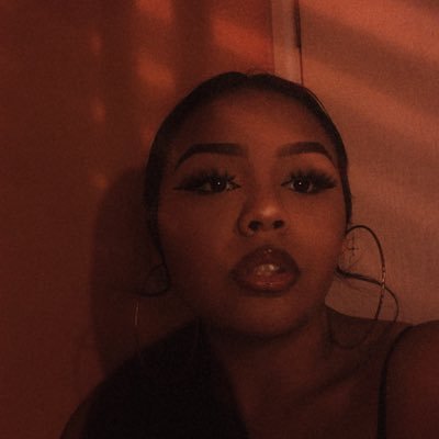 Profile Picture of Cristal💋 (@cristal_a_silva) on Twitter