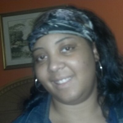 Profile Picture of Pamela Alexander (@PammieyPam) on Twitter