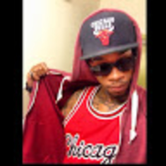 Profile Picture of James Dockery (@jamesdockery) on Poshmark