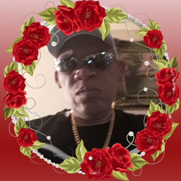 Profile Picture of Earl Christian (@earlchrist1965) on Poshmark