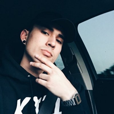 Profile Picture of DamienB FanPage (@DamienB_FanPage) on Twitter