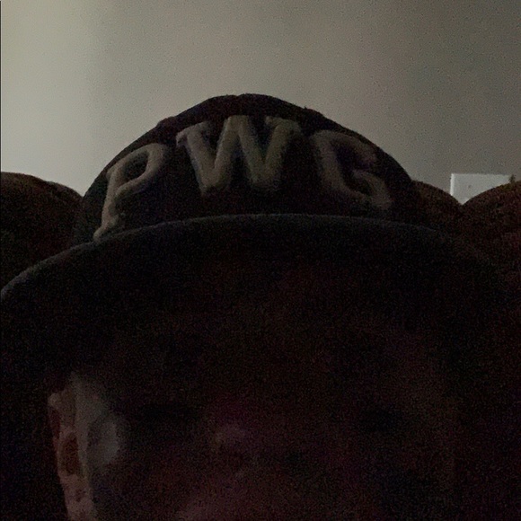 Profile Picture of Gatlin Reimers (@fats1227) on Poshmark