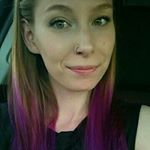 Profile Picture of Lisa Bogart (@lisamaeb) on Instagram