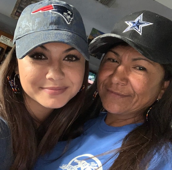 Profile Picture of Elsa Thomas (@elsathomas120) on Poshmark