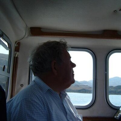 Profile Picture of Andrew MacGregor (@colonsay2) on Twitter