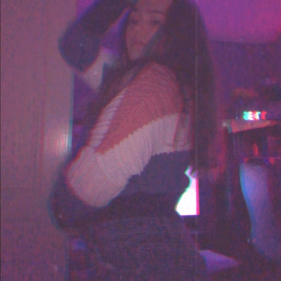 Profile Picture of Elizaveta Vasilyeva (@lizavaas) on Poshmark