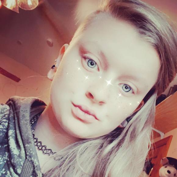 Profile Picture of Jacquelynn Wenzel (@jackiepwenzel) on Poshmark