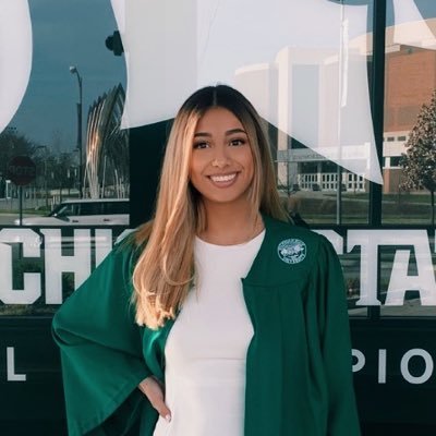 Profile Picture of Alexandra ⚓️ (@alex_diaz2016) on Twitter