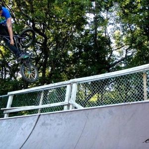 Profile Picture of Bryant Young (@367762028) on Myspace