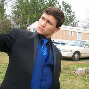 Dylan Welchel - Myspace Profile Picture of Dylan Welchel (@dylanwelchel) on Myspace