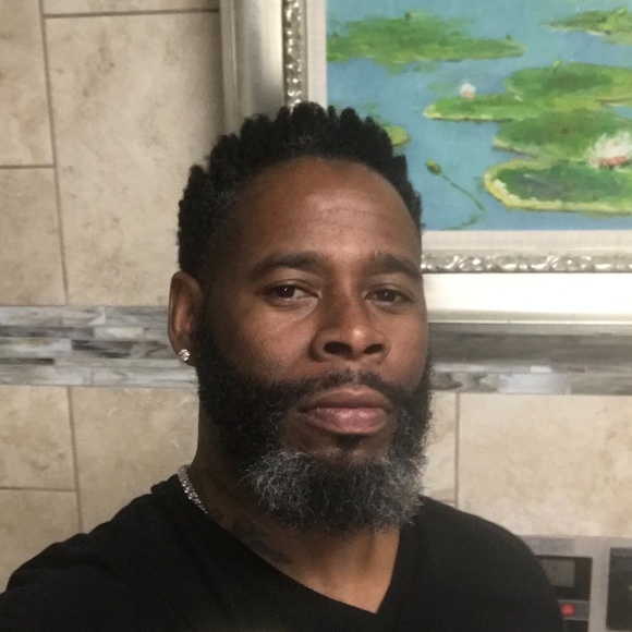 Profile Picture of Travis Mcguire (@jesus_4_life) on Poshmark