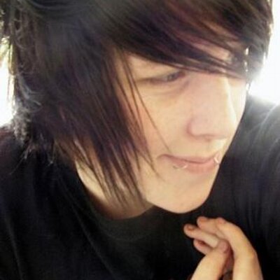 Profile Picture of Michael Gainor (@MickeyCat666) on Twitter