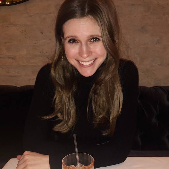 Profile Picture of Maggie Tsoukalas (@mtsoukalas) on Poshmark