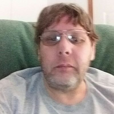 Profile Picture of Scott Walley (@insane_papa) on Twitter