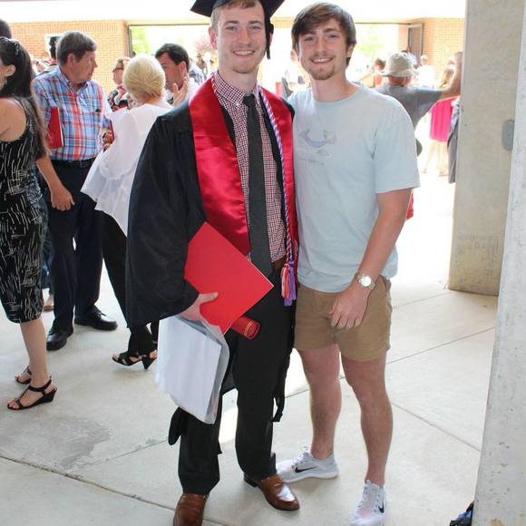 Profile Picture of James Sewell (@jamesgsewell) on Poshmark