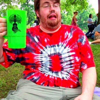 Profile Picture of James Blakeslee IV (@ohnoherehecomes) on Twitter