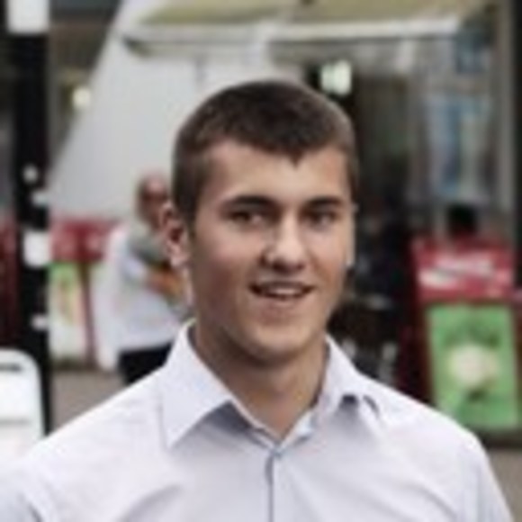 Profile Picture of Ivan Oliver (@ivan10oliver) on Poshmark